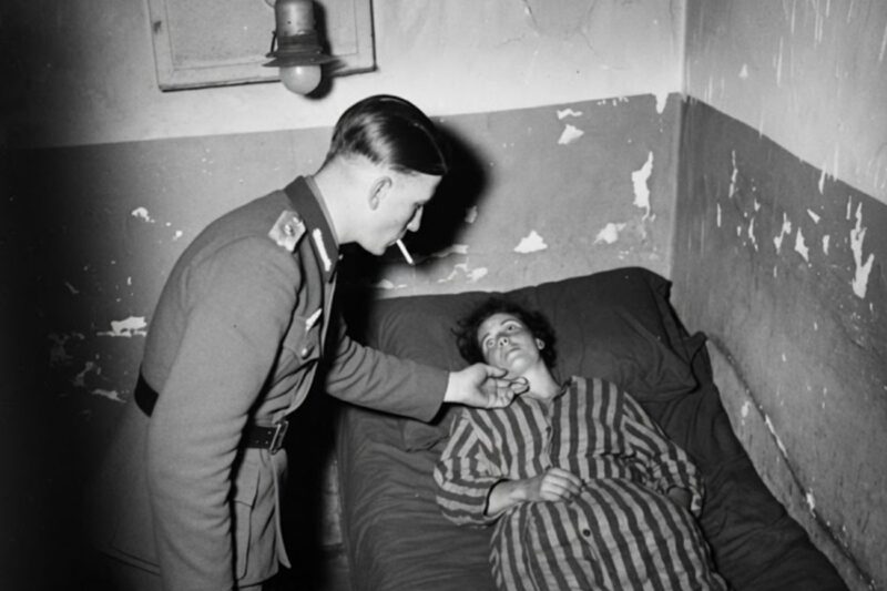 Each Nazi soldier was allowed 7 minutes per day with each French prisoner.